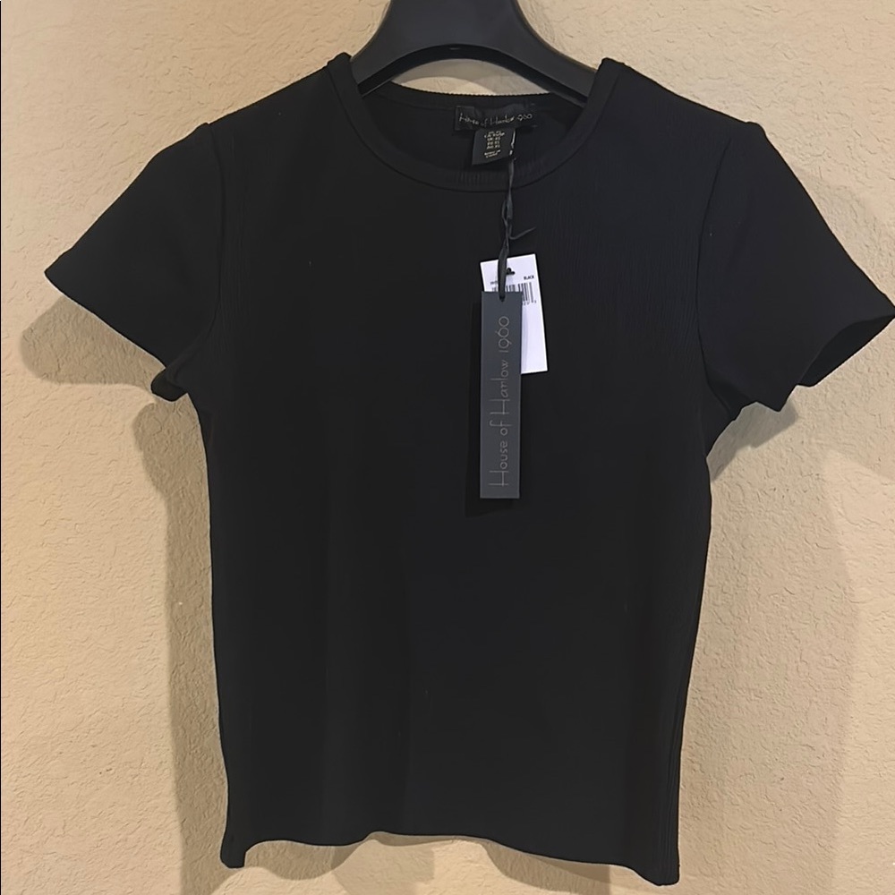 House of Harlow 1960 NWT Black Short Sleeve Ribbed Top